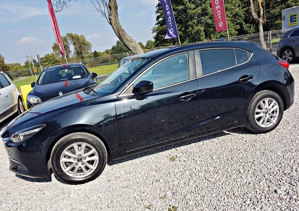 Mazda 3 cena 63900 przebieg: 80000, rok produkcji 2018 z Różan małe 781